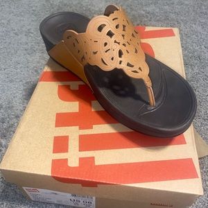 FitFlop Flora Tan Sandal